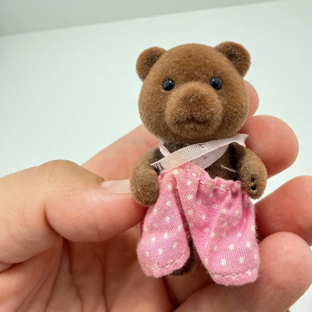 Vintage Sylvanian Families Calico Critters Brown Bear Family Lot of 8